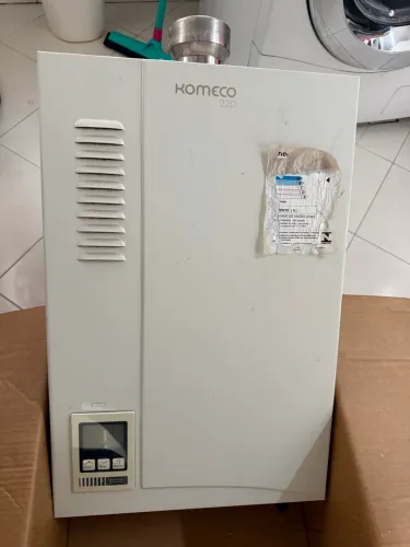 Aquecedor GN Komeco 22l e pressurizador