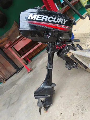 Motor de popa barco Mercury 3.3hp