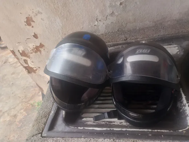 02 capacete n. 58