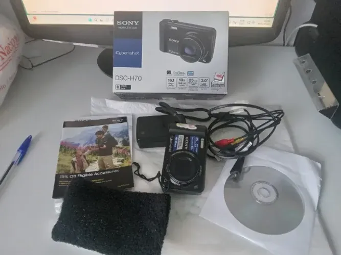 Camera Sony Cyber Shot DSC-H70