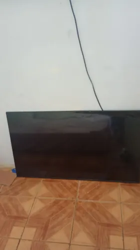 Tv Samsung au 8000 para retirada de peças