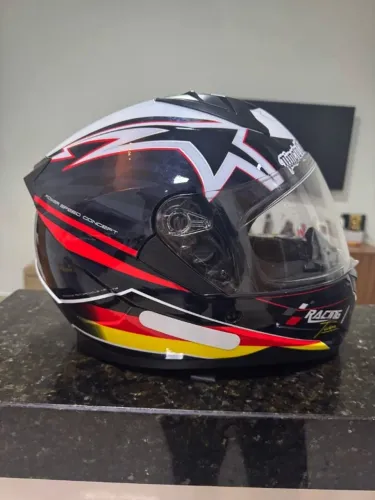 Capacete Race Tech em estado de novo