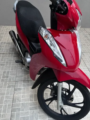 HONDA BIZ MUITO NOVA!!