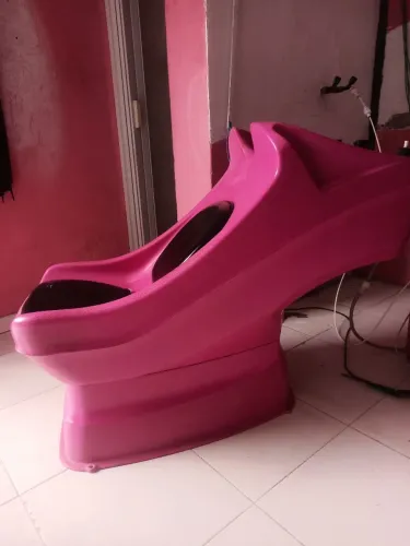 Lavatório rosa ótimo em perfeito estado algumas marcada de uso