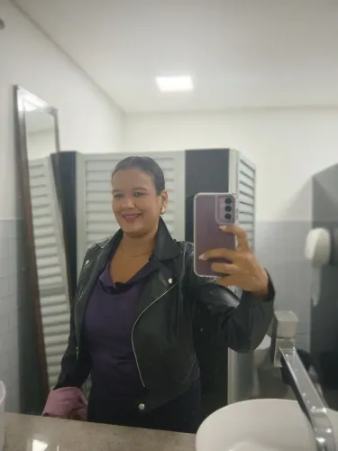 Cuido de criança na minha residência