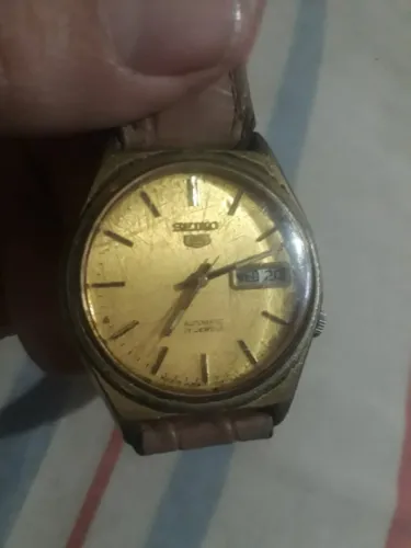 Vendo Relógio de pulso autoSEIKO FUNCIONANDO antigo com pulseira de couro do anos 70 ou 80