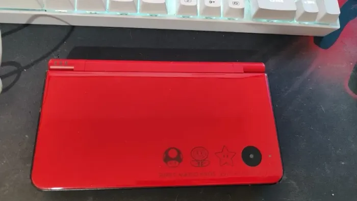Nintendo Dsi Xl Super Mario Bros 25th Anniversary Edition