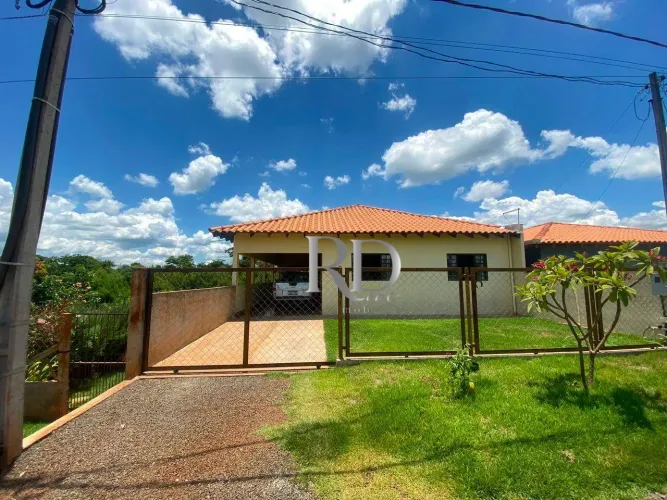 Chácara com 3 dormitórios à venda, 2800 m² por R$ 780.000,00 - Zona Rural - Londrina/PR