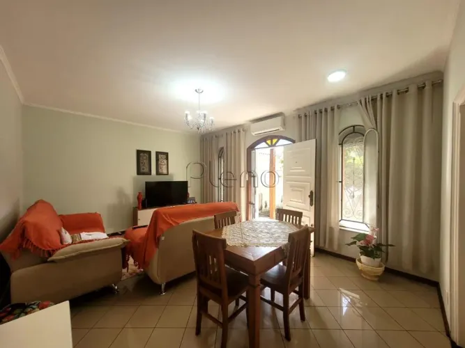 Casa à venda em Valinhos, Jardim Santana, com 3 quartos, com 140 m²