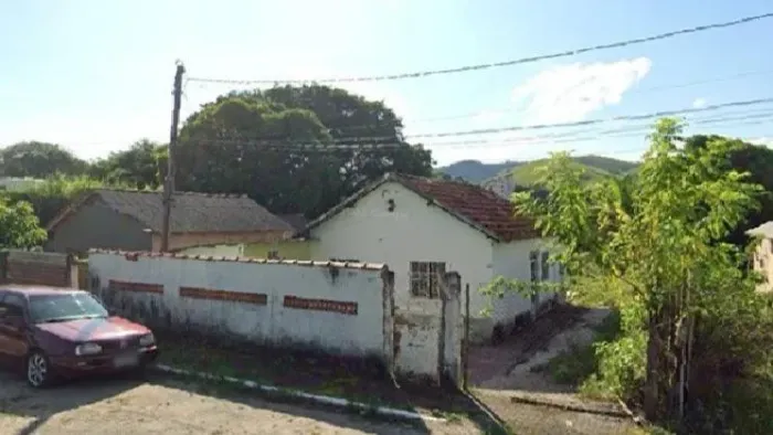 Leilão - Casa - De R$210.000,00 Por R$105.000,00