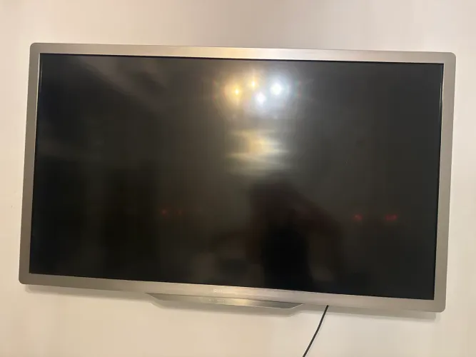Tv Philips 52 polegadas