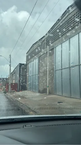 Alugo  galpões novos próx do detran 10x30