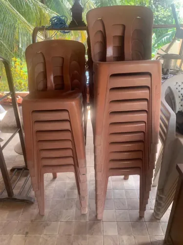 Cadeiras plástico