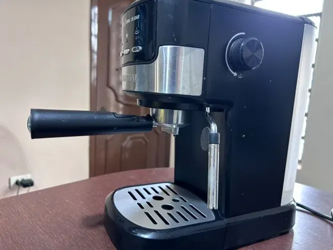 Cafeteira Espresso Dolce Crema 20 Bar Mondial C-20-ec (Seminova)