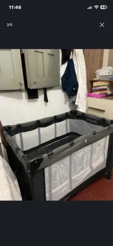 Vendo um berço portátil dois e um