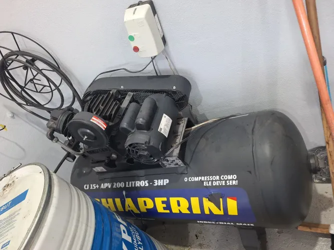 Compressor profissional Chiaperini 200l 3hp