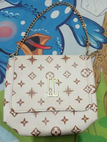 Vende-se bolsa