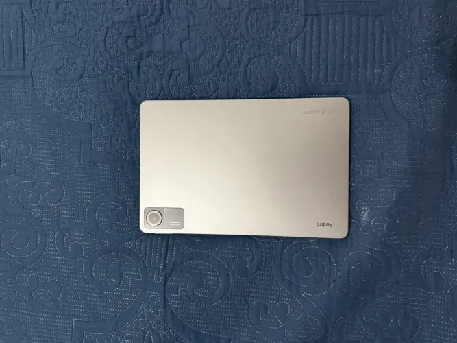 Tablet Xiaomi Redmi Pad SE 11" - Apenas 1 Mês de Uso (Estado de Novo!)