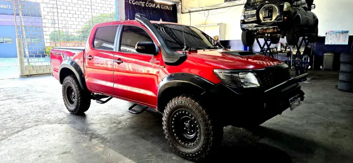 Toyota Hilux CD D4-d 4X4 3.0 TDI Dies. Mec. 2014