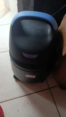 Aspirador de pó e agua