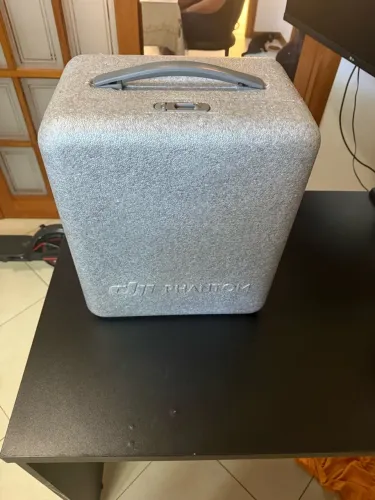 Drone DJI Phantom 4 pro, estado de novo