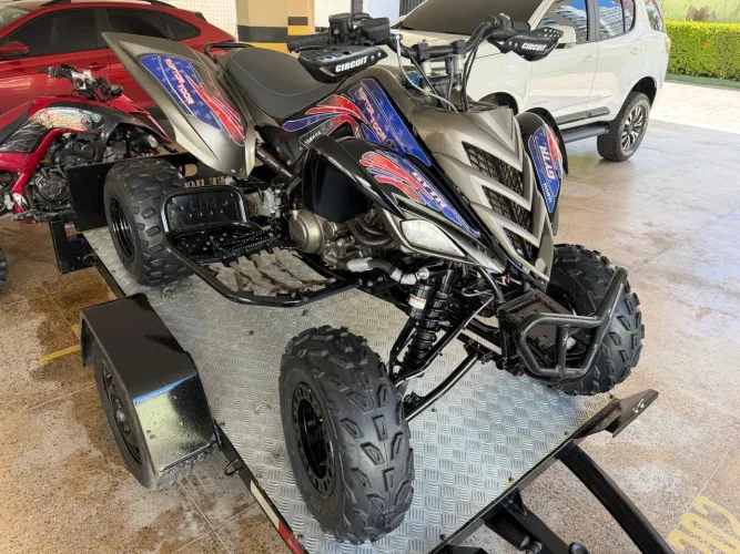 Quadriciclo Raptor 700cc