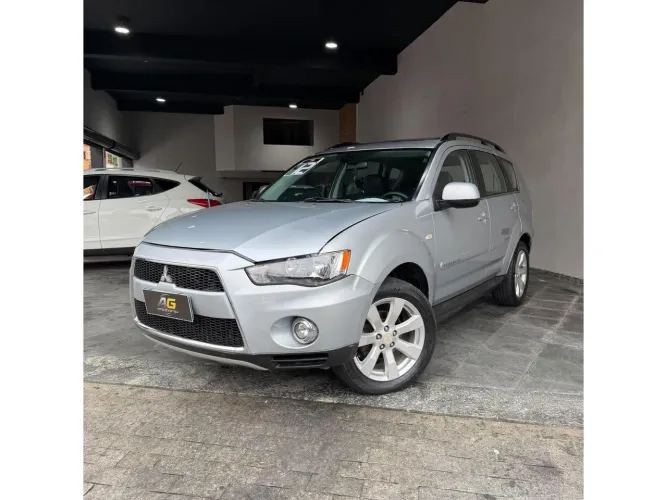 Mitsubishi Outlander 3.0/ GT 3.0 V6 Aut. 2012