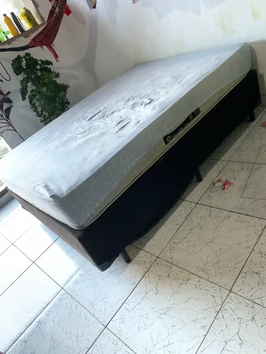 Cama box