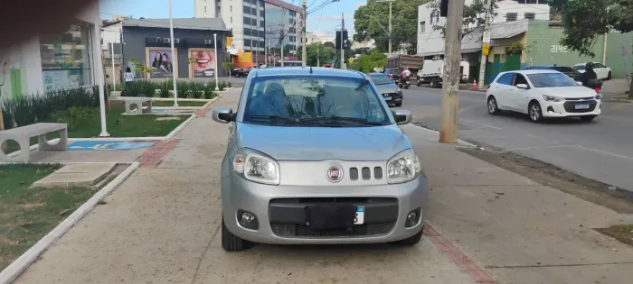 Fiat Uno Vivace Celeb. 1.0 EVO F.flex 8V 5P 2011