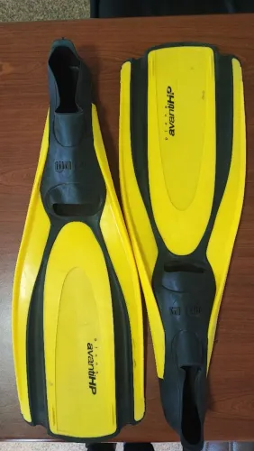 Nadadeiras de mergulho Mares Plana Avanti HP. <br>
