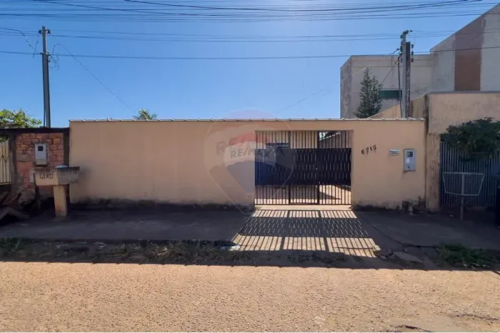 Casa com 3 Quartos à venda no bairro Aeroclube - APTA A FINANCIAMENTO