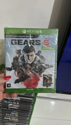 GEARS 5 LACRADO COM CHAVEIRO XBOX ONE.