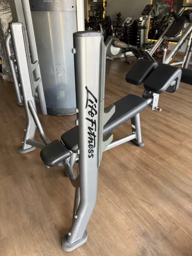 Banco Supino Declinado Olímpico Life Fitness Signature Series - Profissional