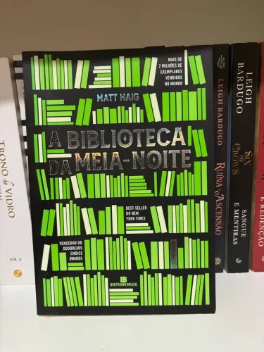 A biblioteca da meia-noite - Livro