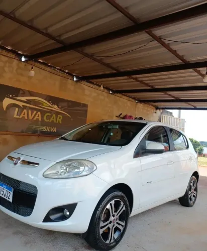Fiat Palio Essence 1.6 Flex 16V 5P 2013