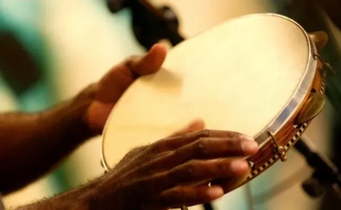 GRUPO DE SAMBA E PAGODE
