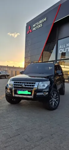 Mitsubishi Pajero HPE Full 3.2 4X4 T.i.dies. 5P AUT 2020