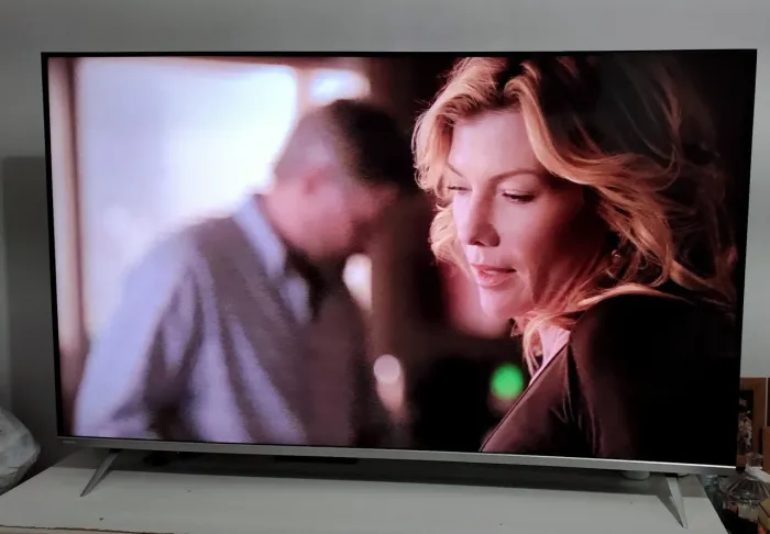 Smart TV de 58 polegadas com resolução 4K UHD 