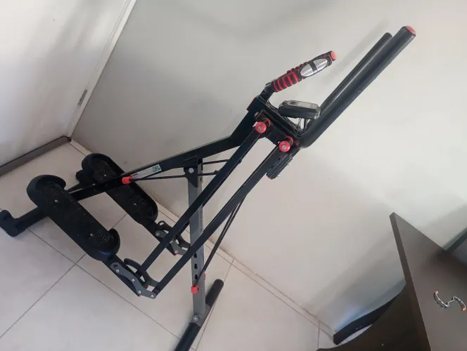 Vende se aparelho de ginástica 