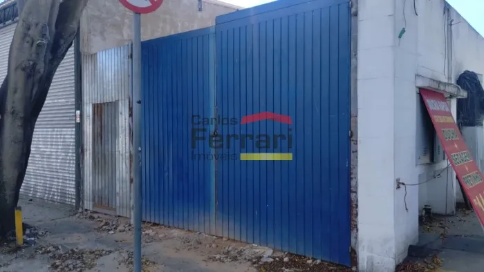 Oportunidade, 150 metros com 6 metros de frente e 25 de fundo