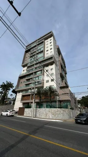 Apartamento alto padrão para locação no Centro de Brusque