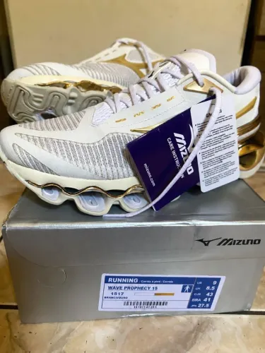 Mizuno Prophecy 15 SE