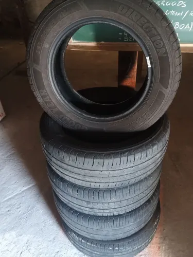 Pneus 195/65/15