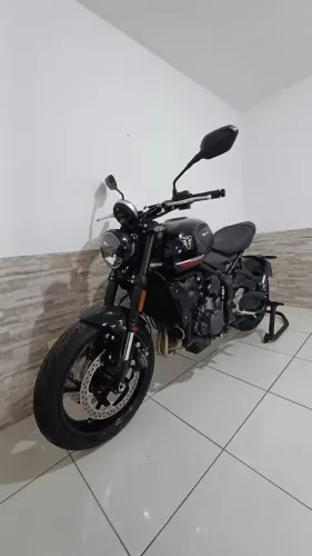 Triumph Trident 660 2025 | 3.450 km | Quick Shifter | Impecável