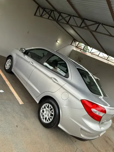 Ford KA 1.5 Sedan SE 12V Flex 4P Mec. 2019