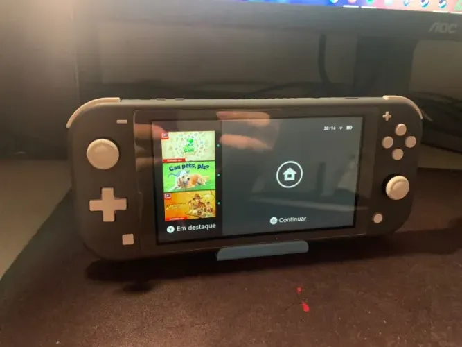 Nintendo Switch Lite Cinza e Branco (BLOQUEADO)