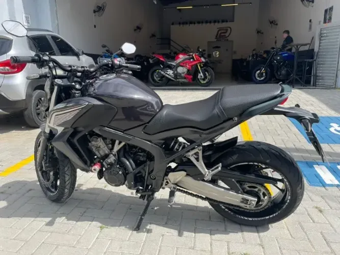 CB 650F 2015 ZERADA