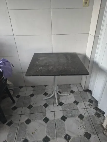 Mesa de 4 lugares