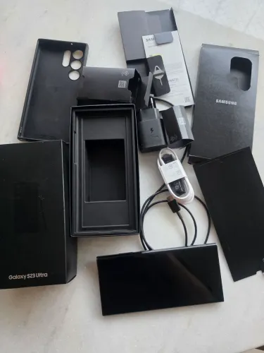 Samsung Galaxy S23 Ultra 256GB Preto Completo com Caixa