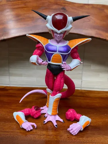 Action Figure Dragon Ball - Freeza Forma Base 21cm